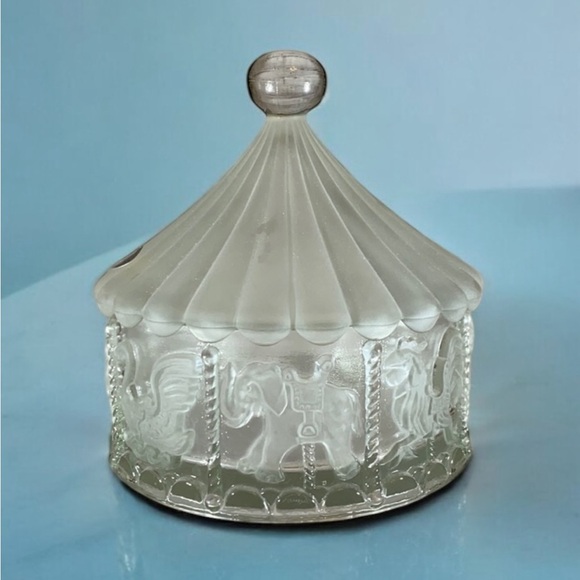 Goebel Frosted Crystal Carousel Glass Candy Dish - Picture 7 of 13